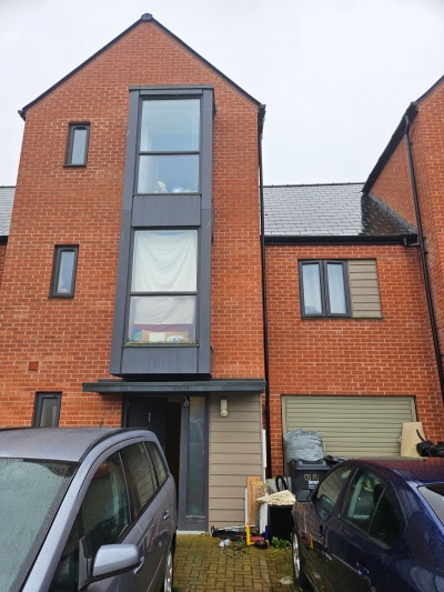 4 bedrooms house in Leigh Park