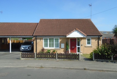 2 bedrooms bungalow in Ferrybridge