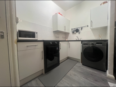 1 bedroom flat in London