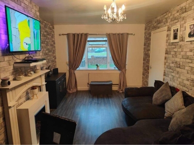 4 bedrooms house in Foley Park