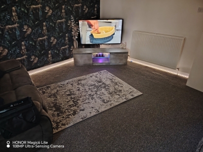 3 bedrooms flat in Pollokshaws