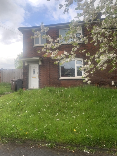 3 bedrooms house in Royton
